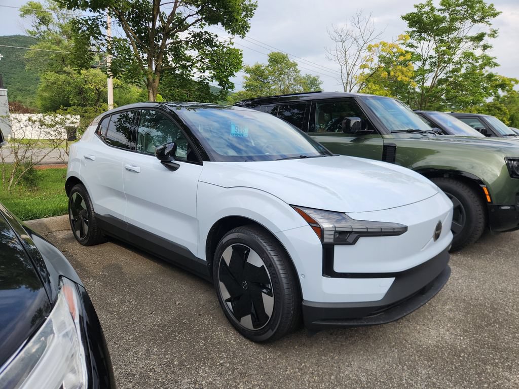 New 2026 Volvo EX30 Ultra w/ Protection Package Premier