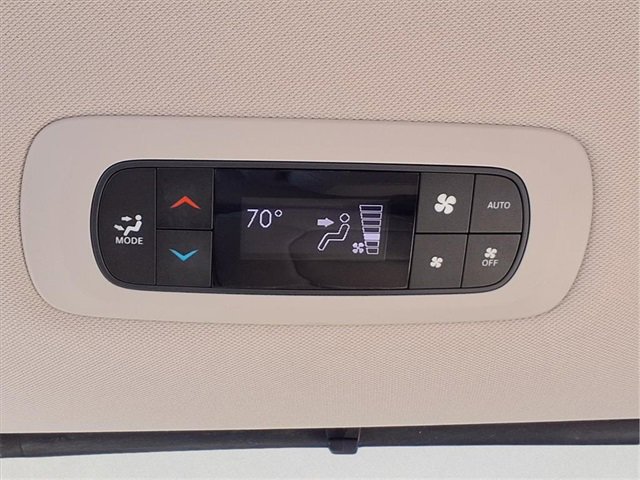 Used 2019 Chrysler Pacifica Limited w/ Advanced Safetytec Group image 23