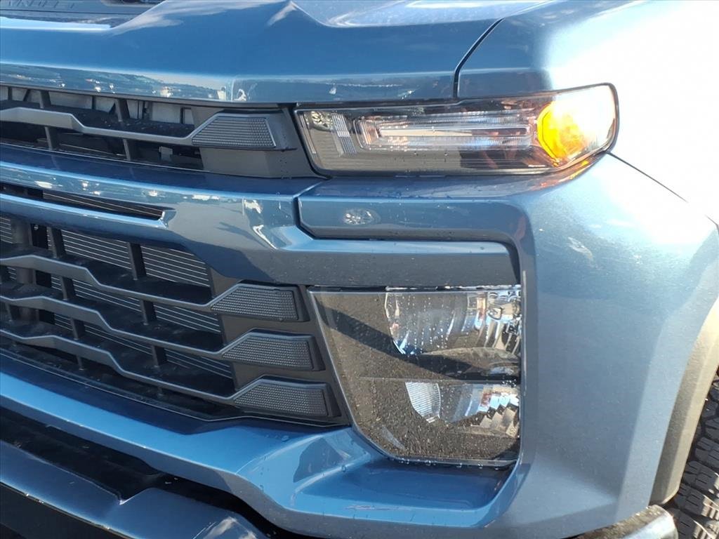 New 2026 Chevrolet Silverado 2500 Custom w/ Custom Convenience Package image 7