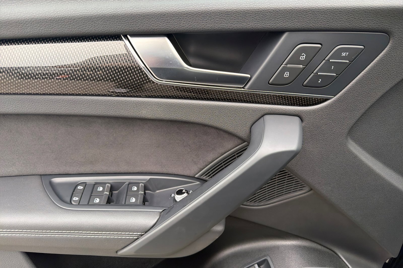 Used 2023 Audi SQ5 Prestige w/ Prestige Package image 10