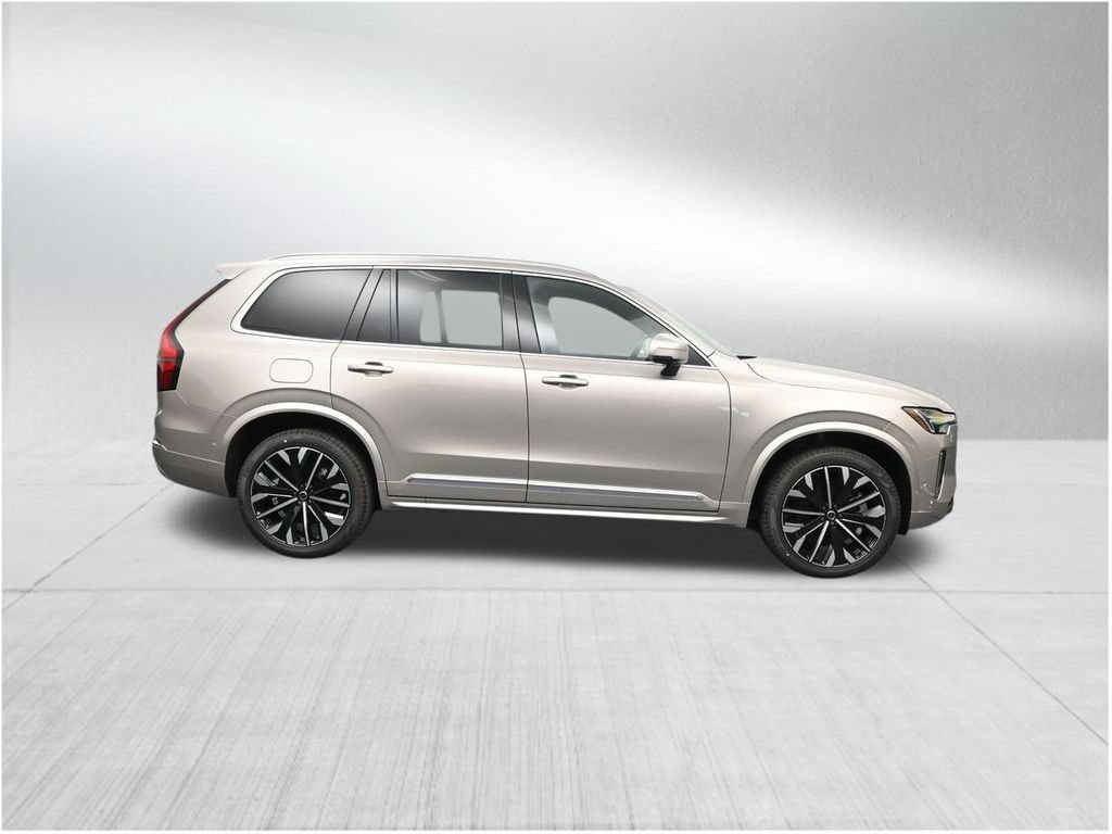 New 2026 Volvo XC90 T8 Plus w/ Protection Package Premier AWD/4WD image 6