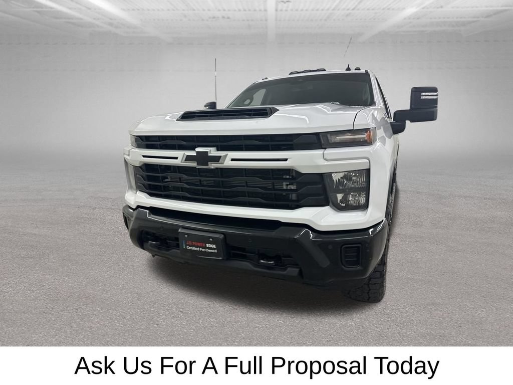 Used 2025 Chevrolet Silverado 2500 Custom w/ Custom Value Package AWD/4WD image 7