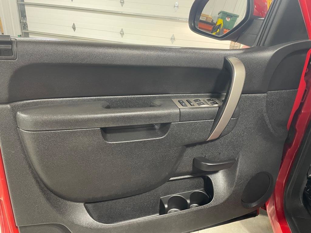Used 2011 Chevrolet Silverado 1500 LT w/ All-Star Edition AWD/4WD image 12