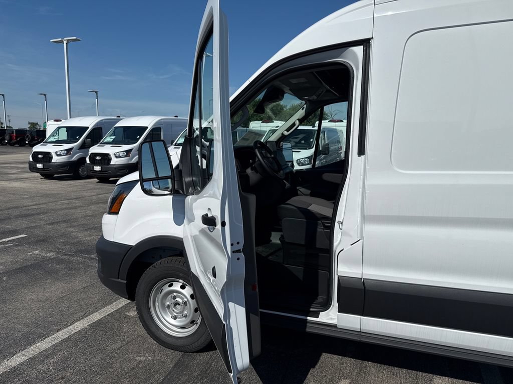 New 2026 Ford Transit 250 148 Medium Roof RWD image 10