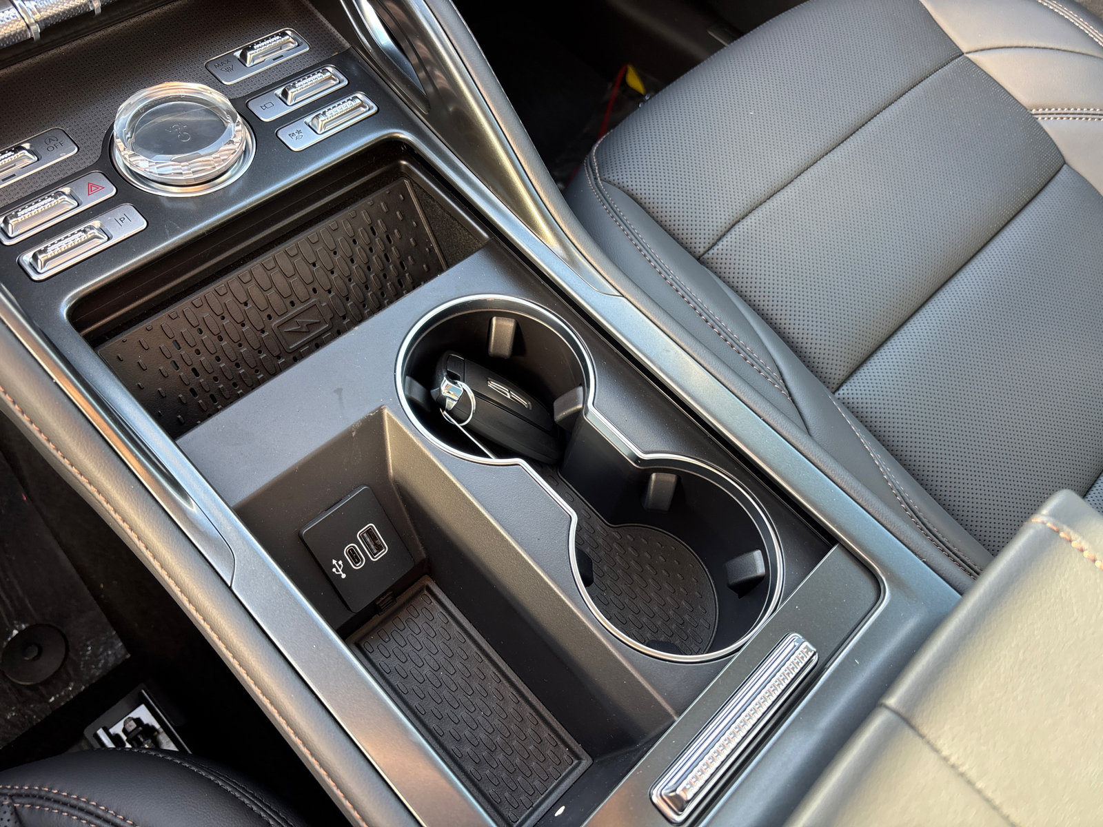 New 2026 Lincoln Nautilus Premier w/ Equipment Group 102A image 25