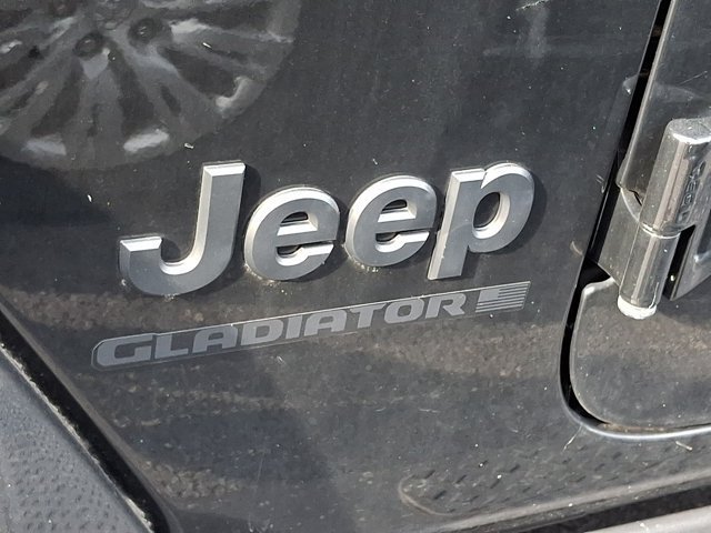 Certified 2024 Jeep Gladiator Sport AWD/4WD image 7