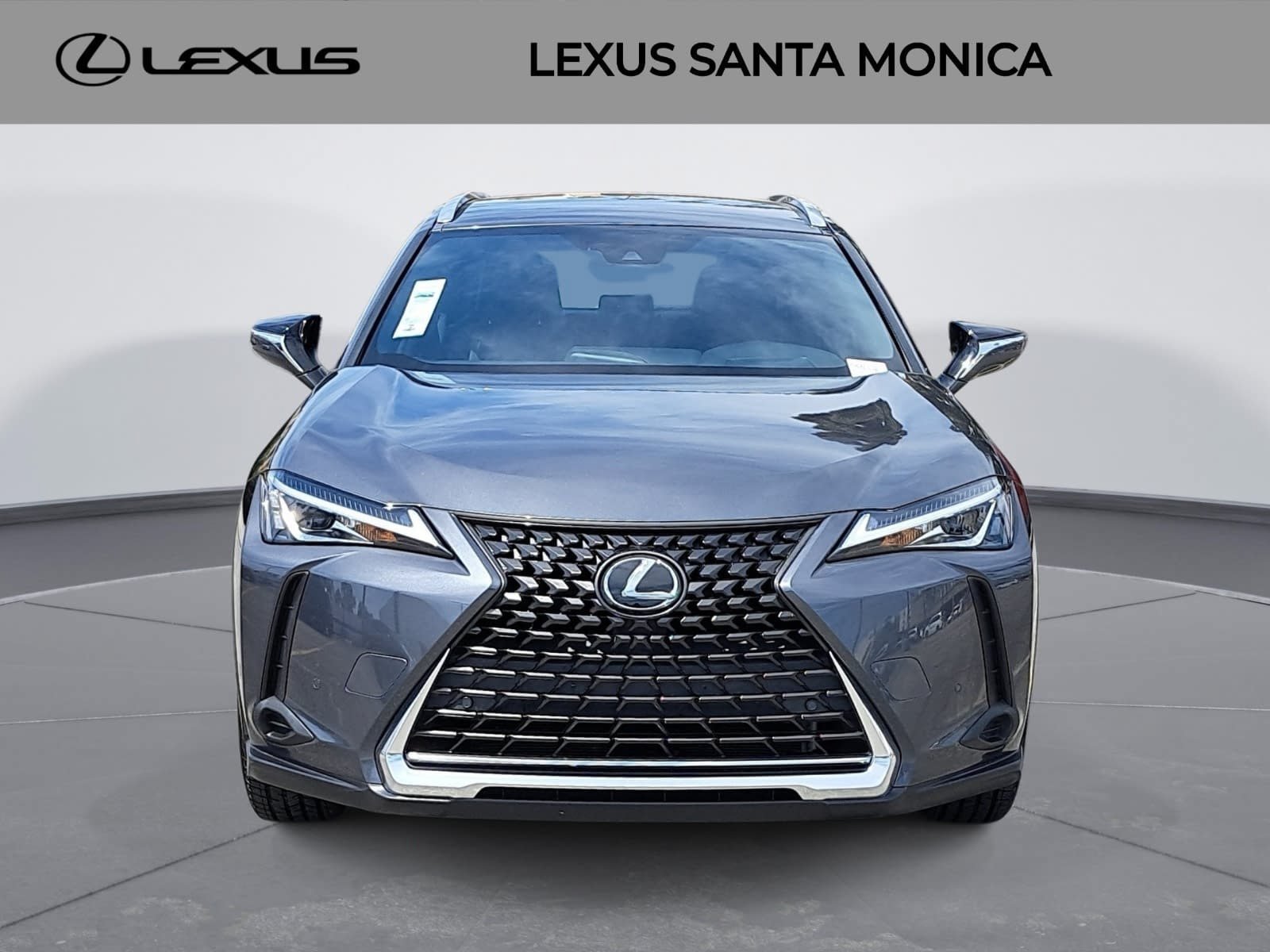 Used 2022 Lexus UX 200 w/ Accessory Package (Z2) FWD image 2