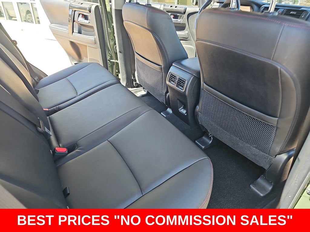 Used 2022 Toyota 4Runner TRD Off-Road Premium w/ TRD Black Wheel Package (TMS) AWD/4WD image 11