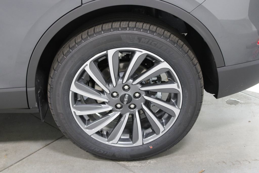 New 2026 Lincoln Corsair Reserve image 17