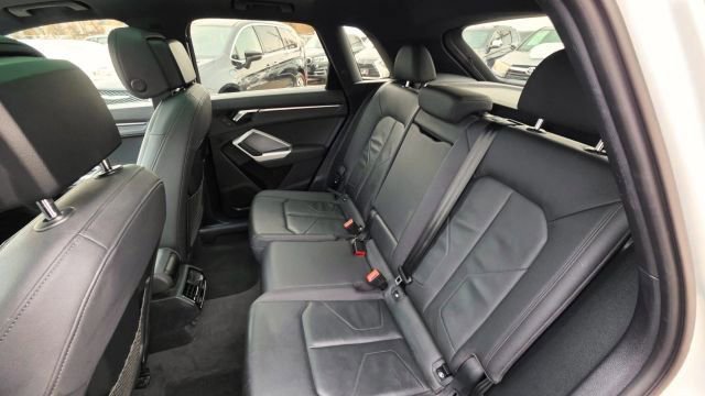 Used 2021 Audi Q3 2.0T Premium w/ Convenience Package image 24