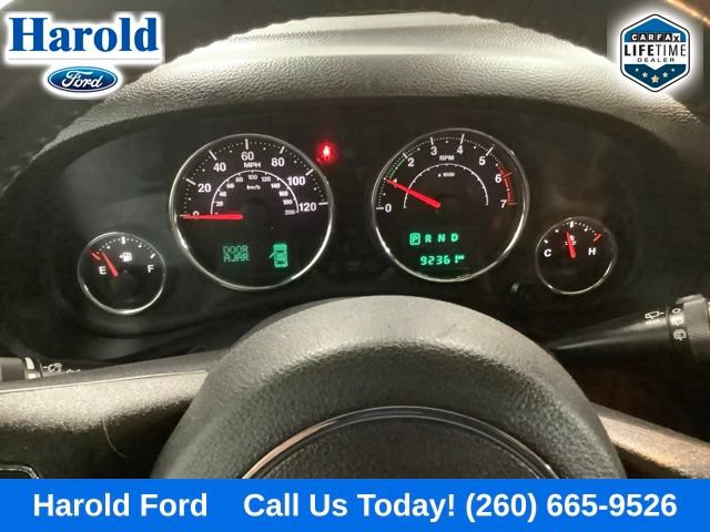 Used 2018 Jeep Wrangler Unlimited Sahara w/ Dual Top Group AWD/4WD image 15