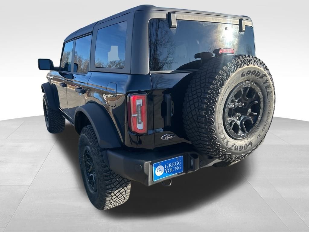 Used 2023 Ford Bronco Wildtrak image 4