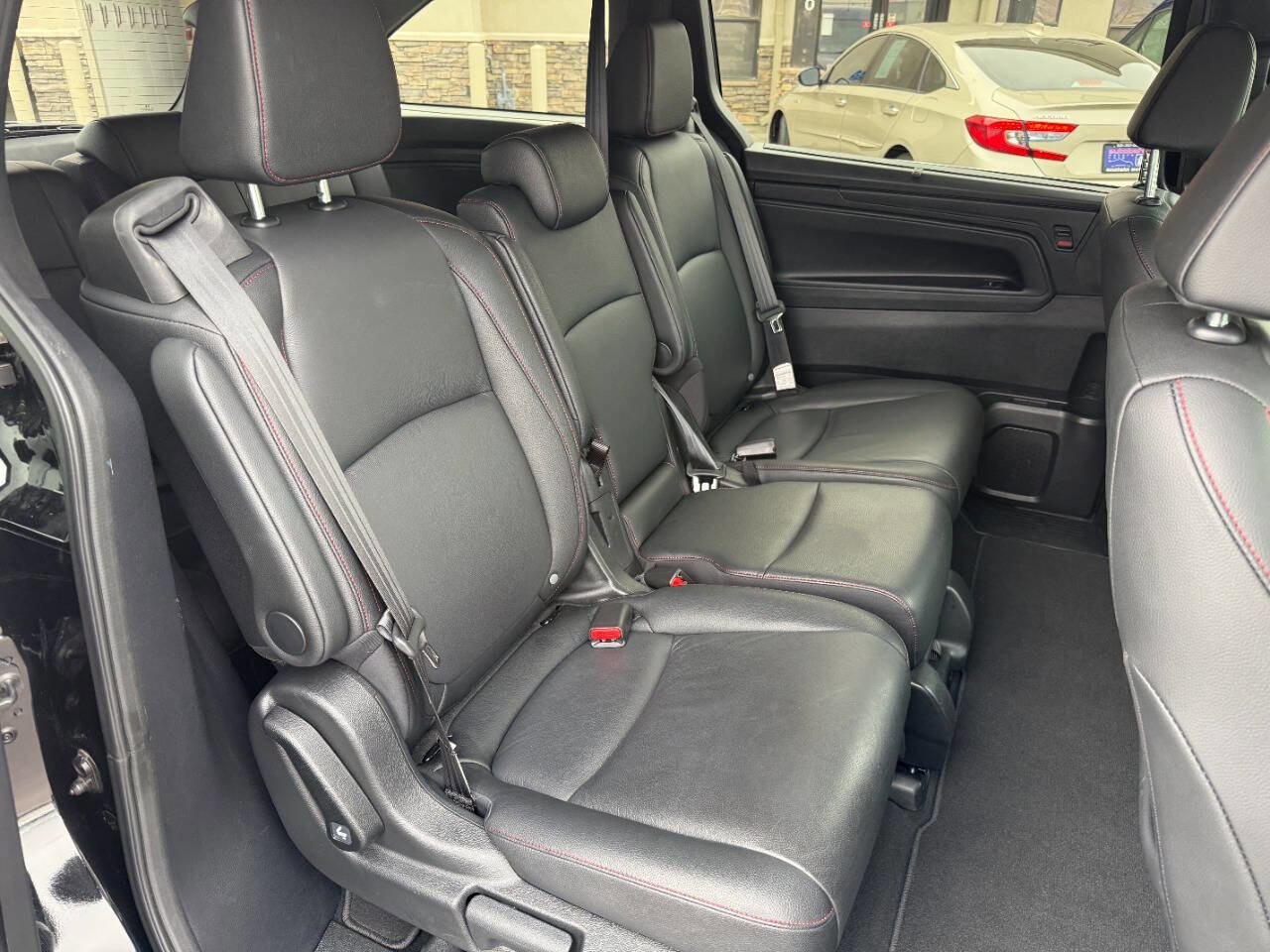 Used 2025 Honda Odyssey Sport-L image 13