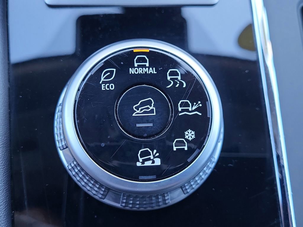 Used 2024 Mitsubishi Outlander SE image 27