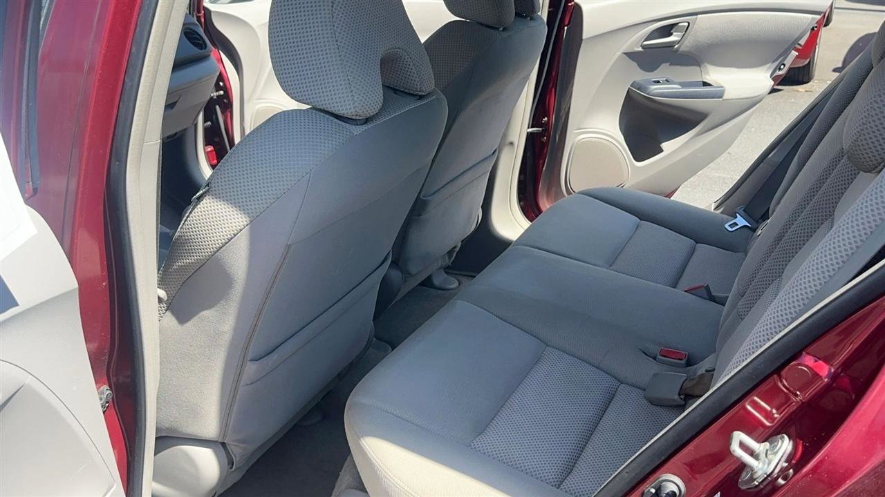 Used 2010 Honda Insight EX image 25
