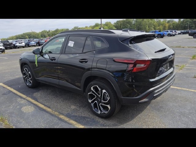 Used 2026 Chevrolet Trax RS w/ Driver Confidence Package FWD image 5