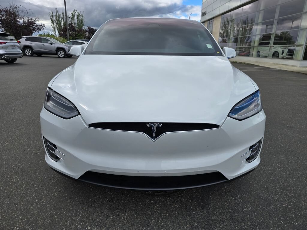 Used 2018 Tesla Model X 75D AWD/4WD image 2