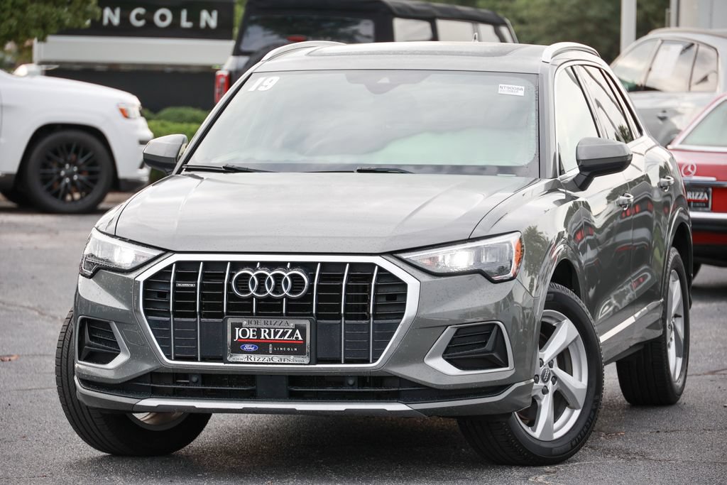 Used 2019 Audi Q3 2.0T Premium AWD/4WD image 15