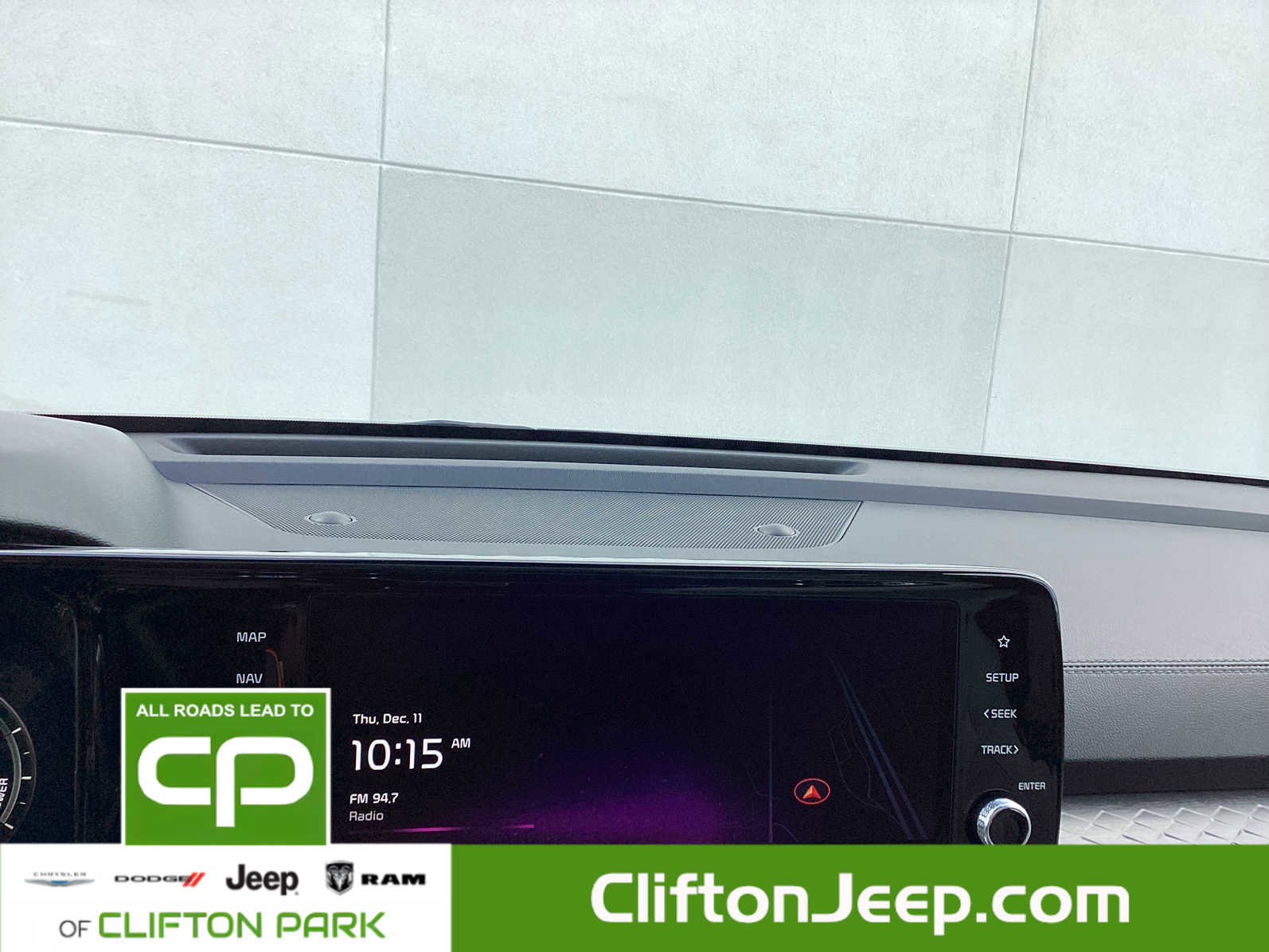 Used 2023 Kia Sorento SX Prestige image 21