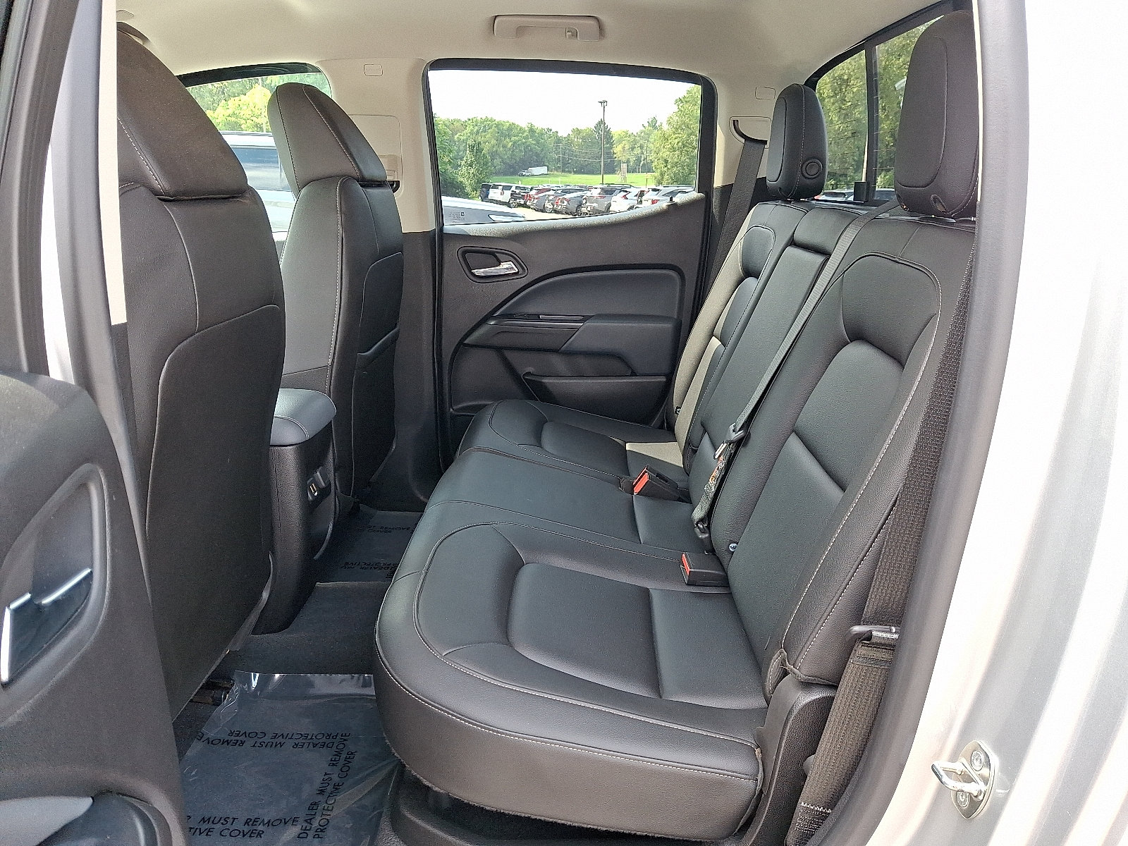 Used 2019 Chevrolet Colorado Z71 AWD/4WD image 10