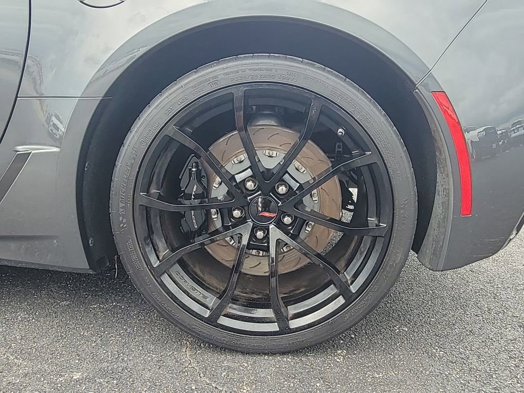 Used 2017 Chevrolet Corvette Grand Sport RWD image 31