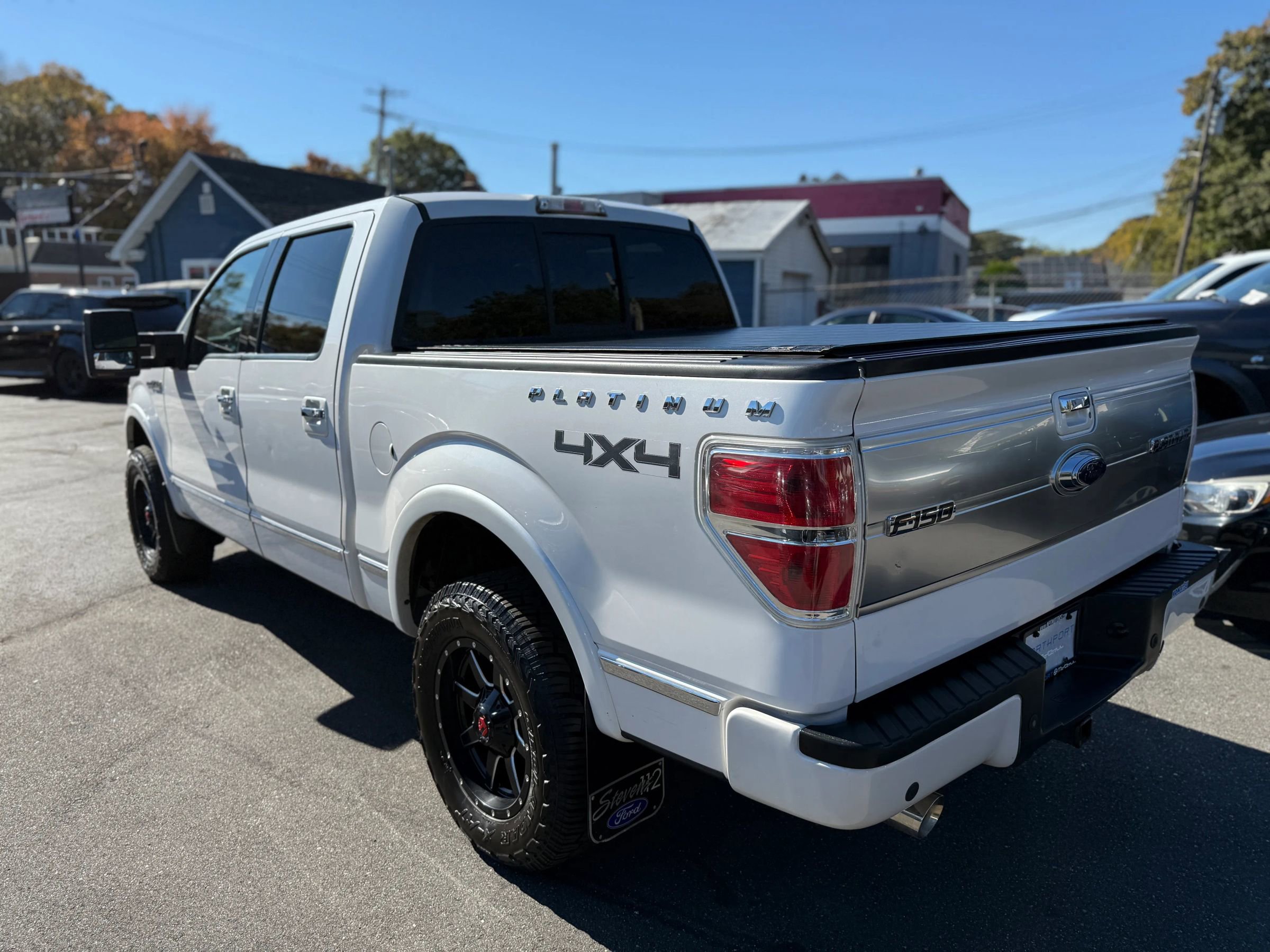 Used 2011 Ford F150 Platinum image 3