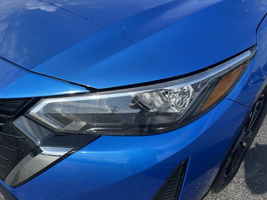 Used 2024 Nissan Sentra SV FWD image 9
