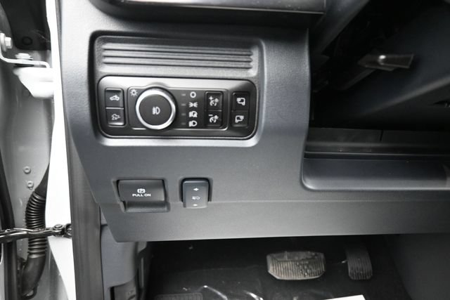 New 2026 Ford F350 Lariat w/ Black Appearance Package AWD/4WD image 15
