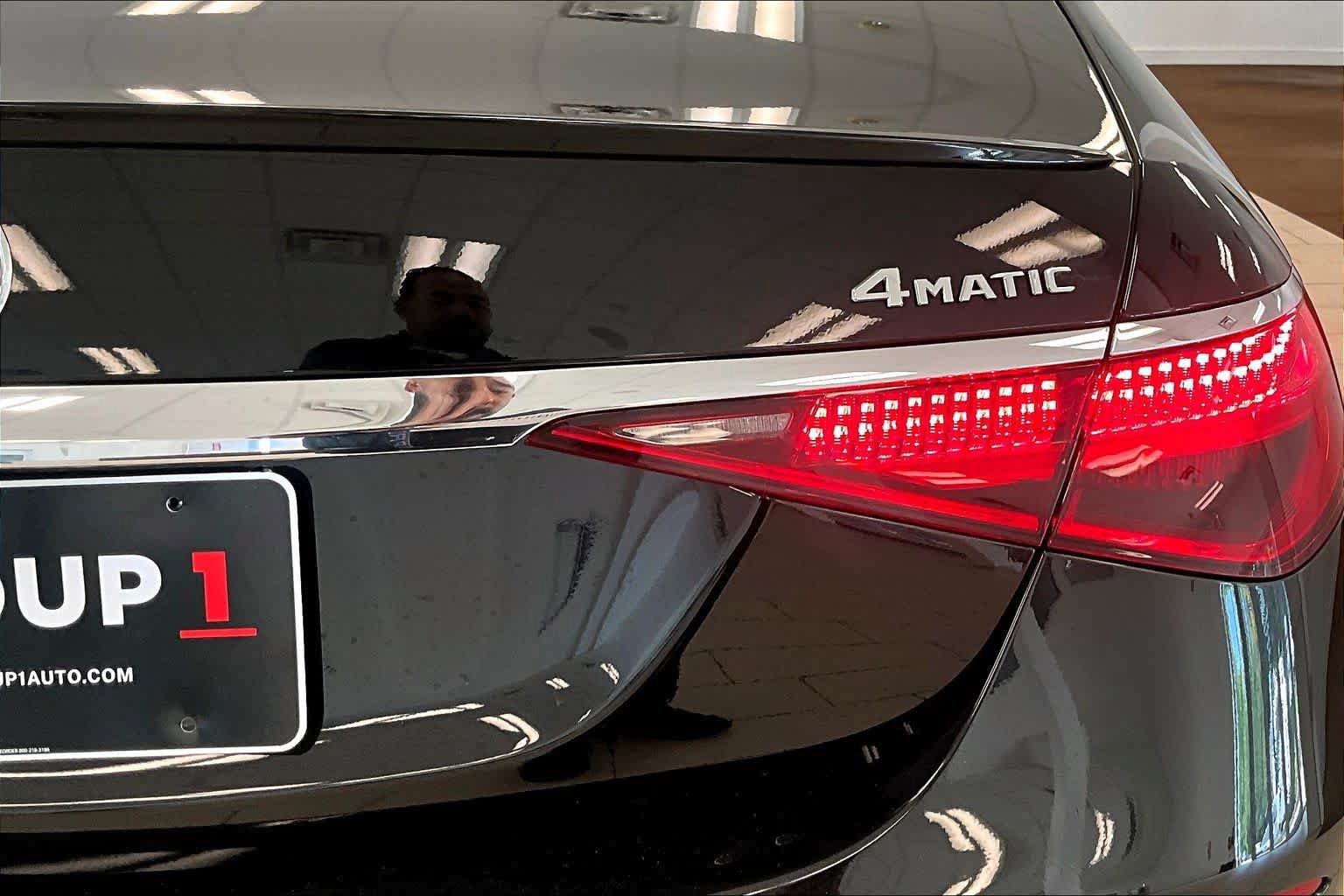 Used 2024 Mercedes-Benz S 580 4MATIC Sedan image 9