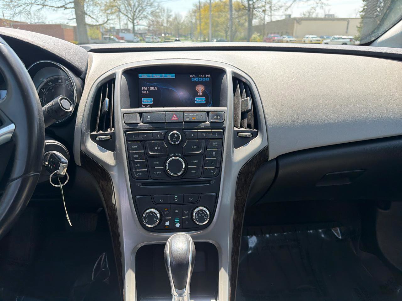 Used 2012 Buick Verano Convenience FWD image 12