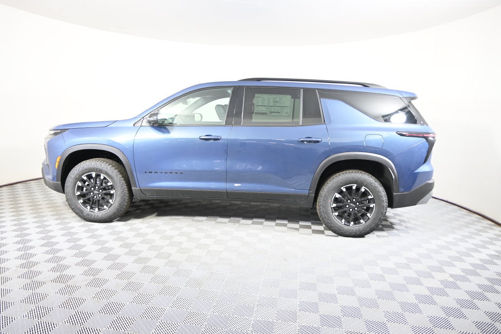 New 2026 Chevrolet Traverse Z71 w/ Enhanced Driving Package AWD/4WD image 3