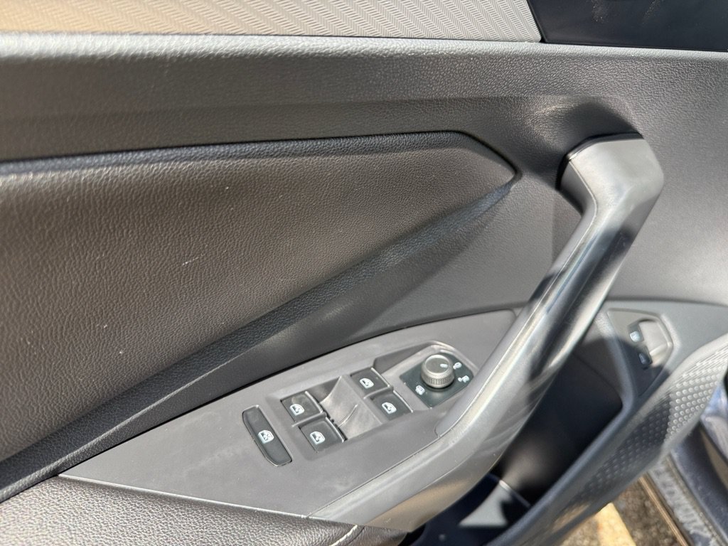 Used 2023 Volkswagen Jetta Sport FWD image 23