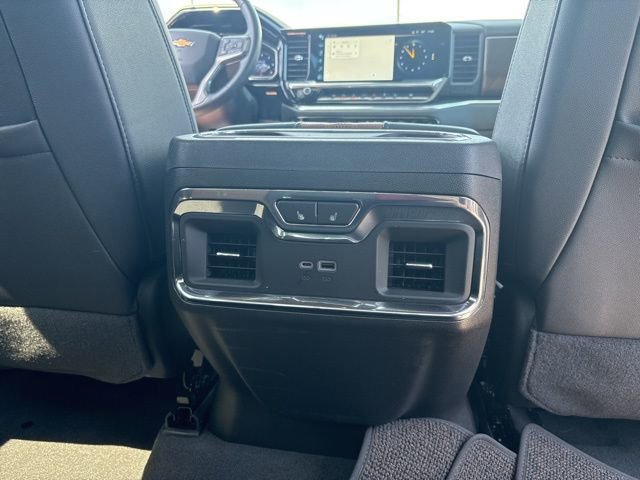 Used 2024 Chevrolet Silverado 1500 High Country w/ Technology Package image 27