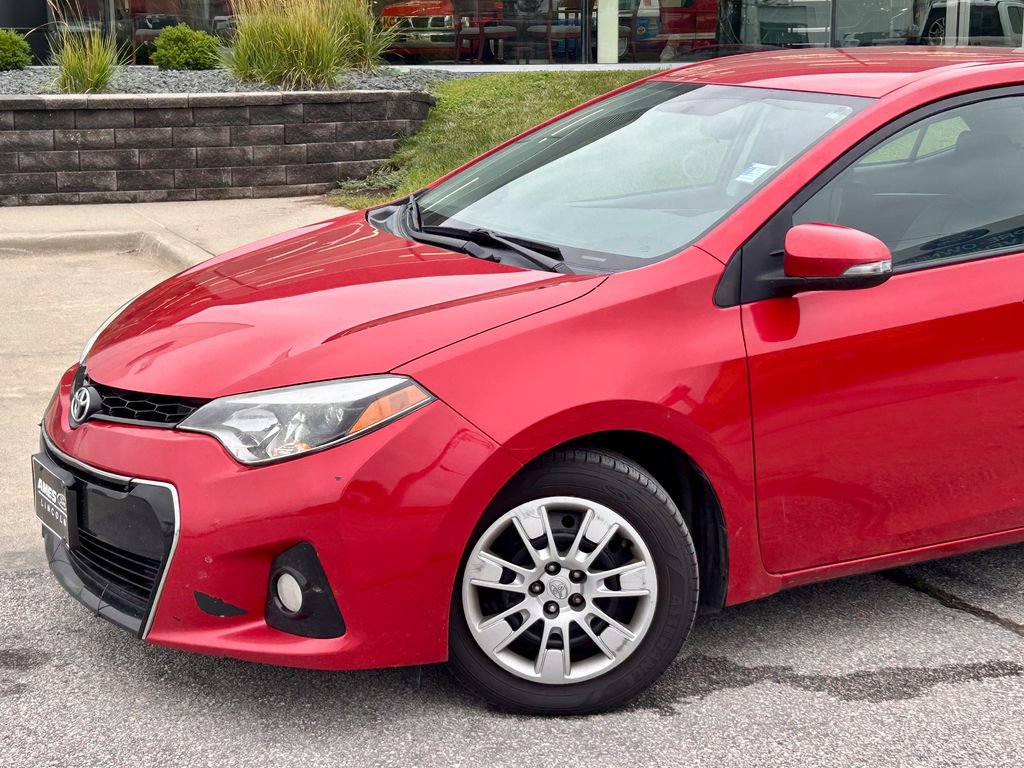 Used 2014 Toyota Corolla S FWD image 2