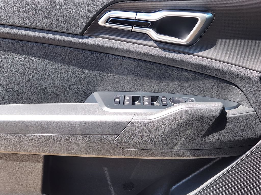 New 2027 Kia Sportage S FWD image 22
