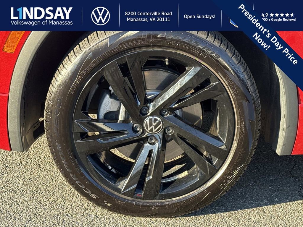 Used 2024 Volkswagen Tiguan SE R-Line image 7