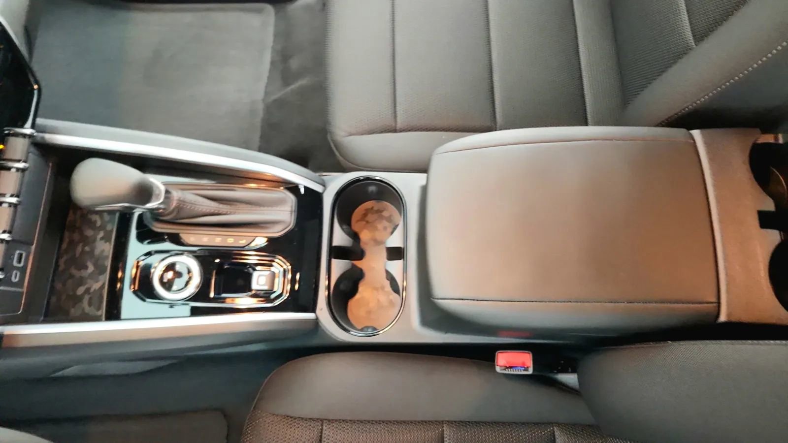 Used 2024 Chevrolet Colorado LT w/ LT Convenience Package image 36