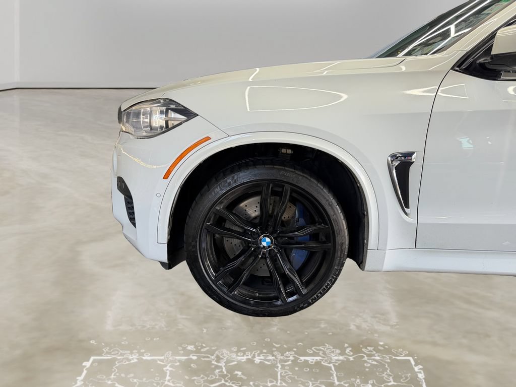Used 2018 BMW X5 M w/ Executive Package AWD/4WD image 14