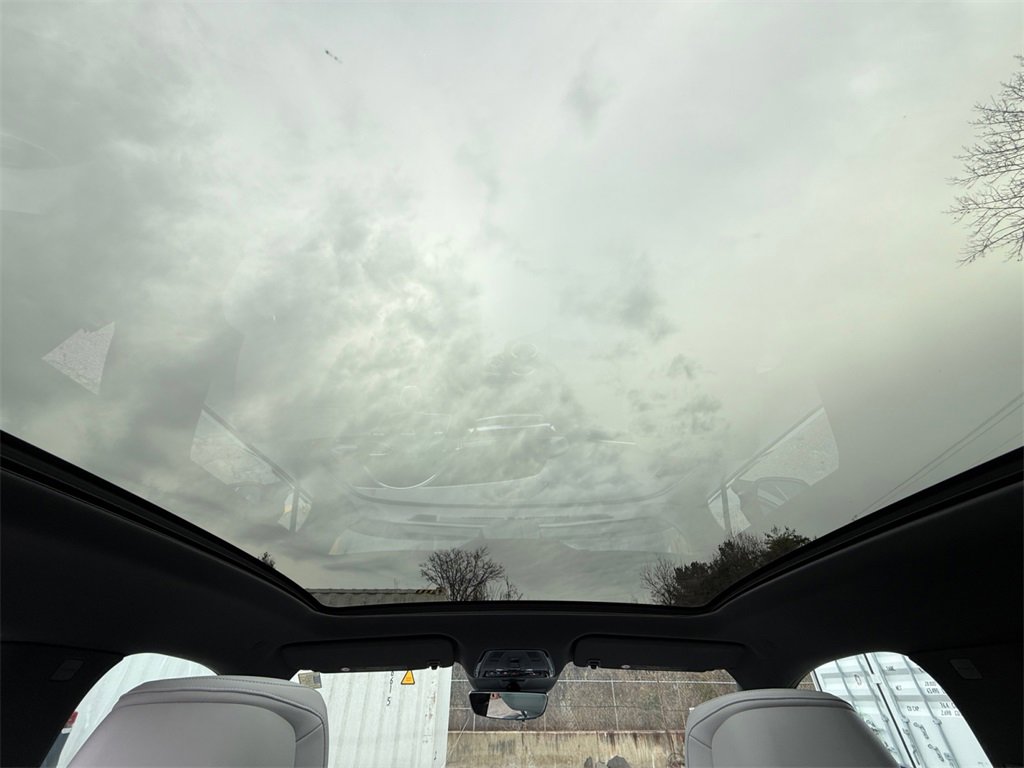 Used 2023 Cadillac Lyriq 2WD image 24