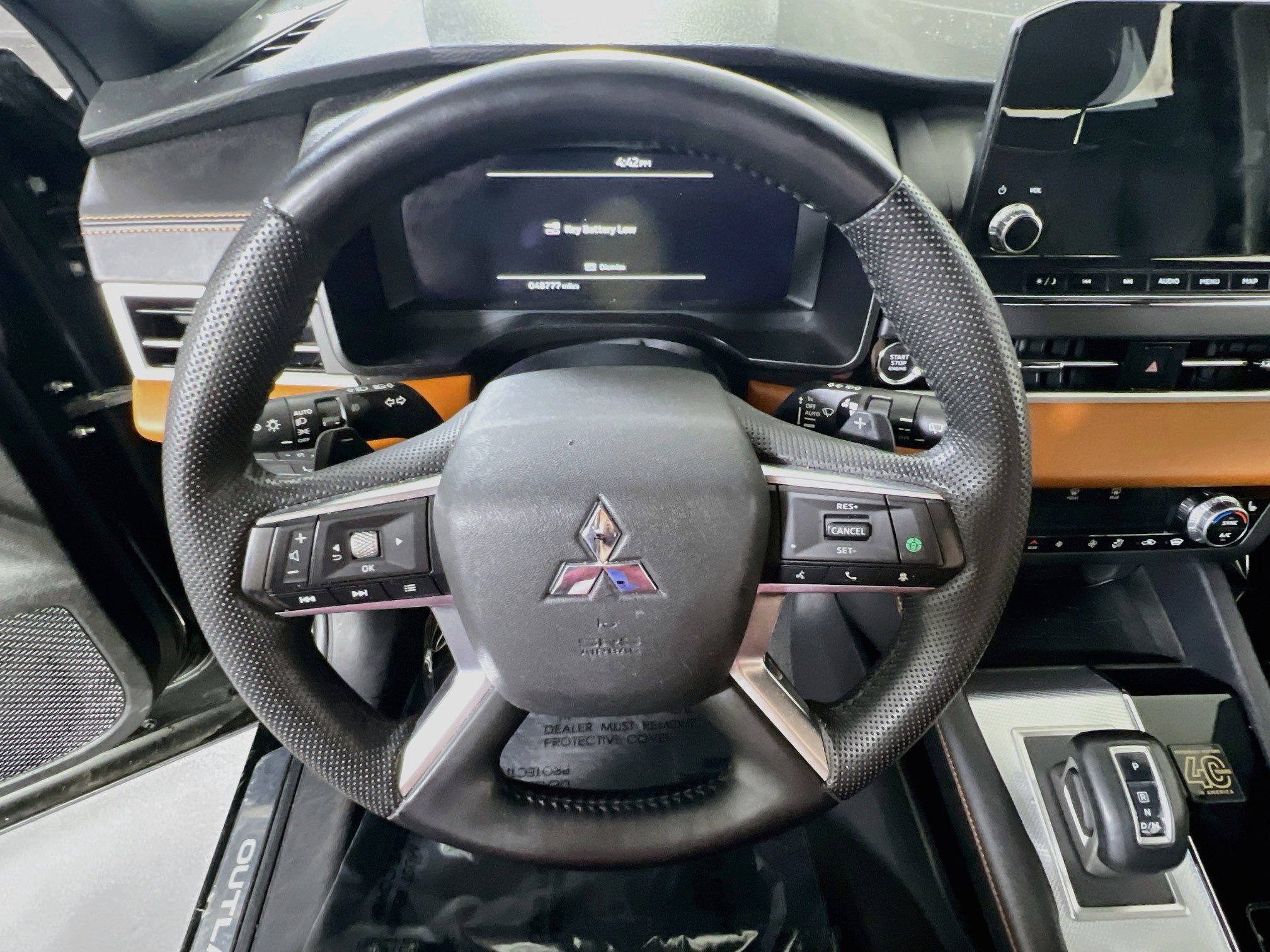Used 2023 Mitsubishi Outlander SEL 40th Anniversary AWD/4WD image 11