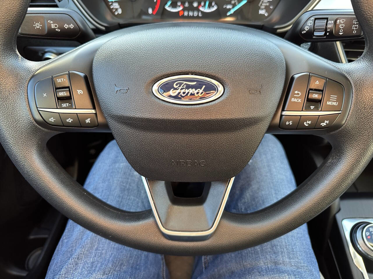 Used 2022 Ford Escape SE image 16