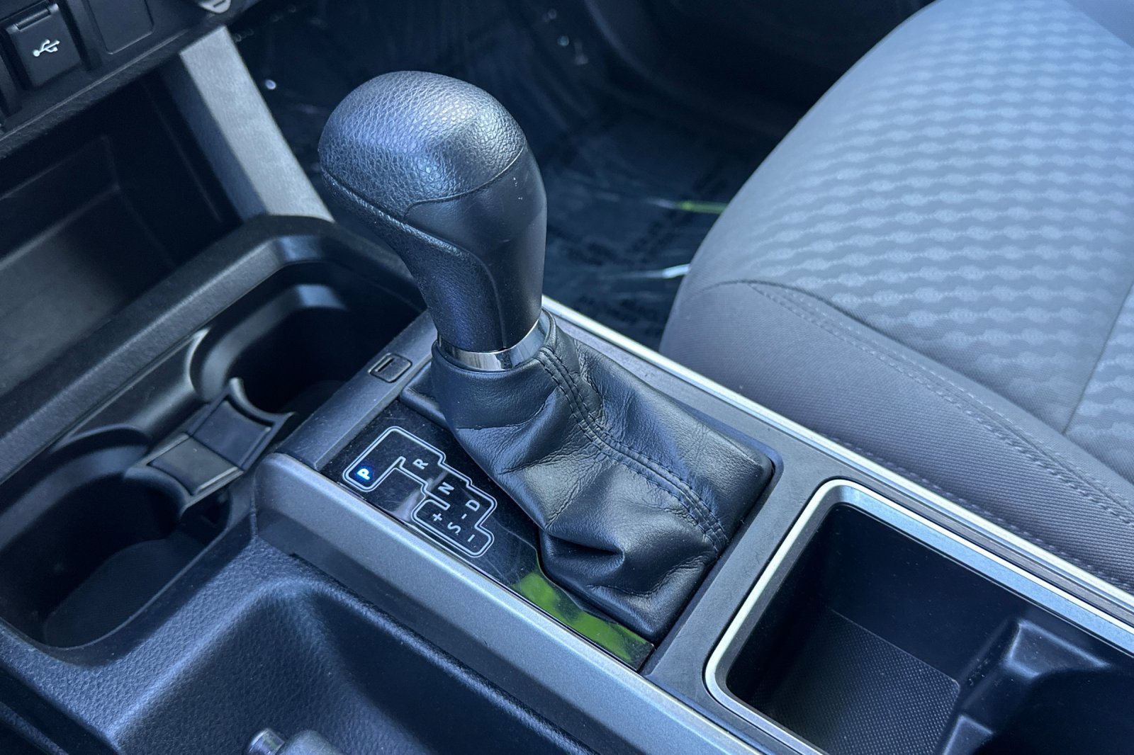 Used 2020 Toyota Tacoma SR5 image 20