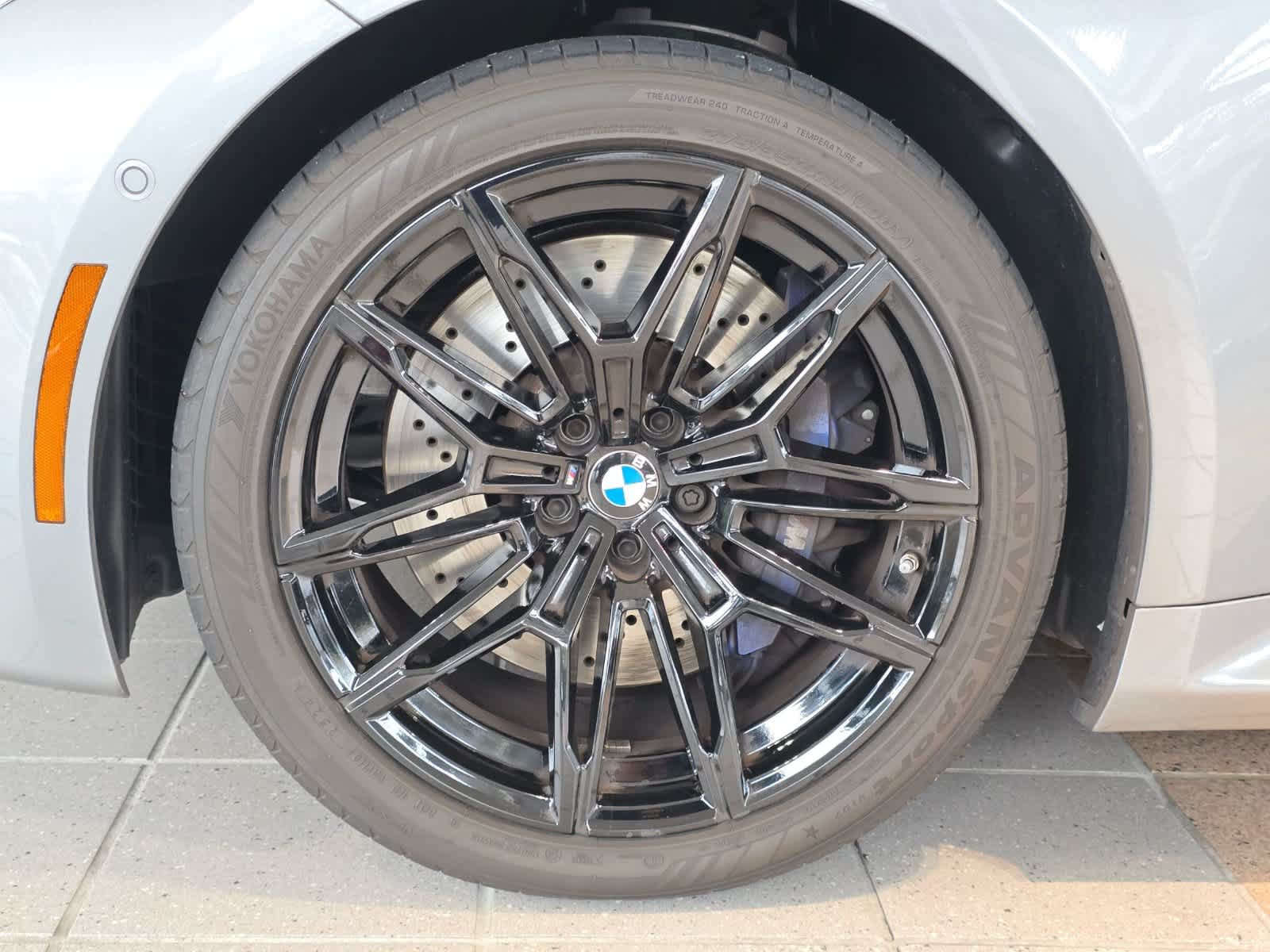 Used 2025 BMW M2 w/ Lighting Package RWD image 8