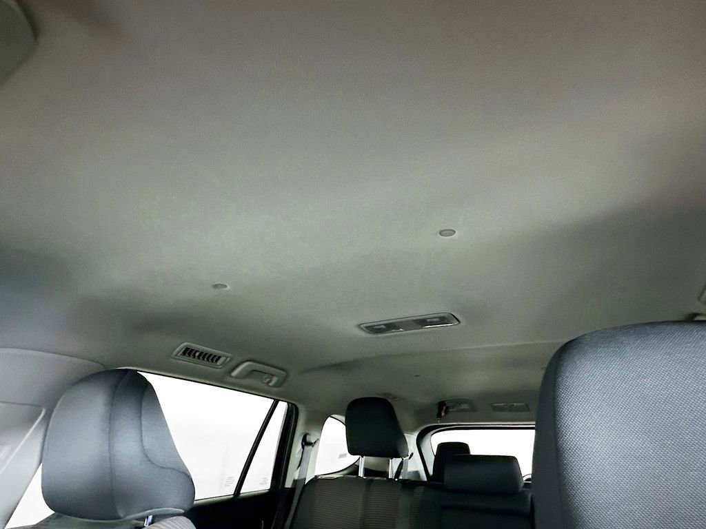 Used 2024 Toyota Highlander LE image 21