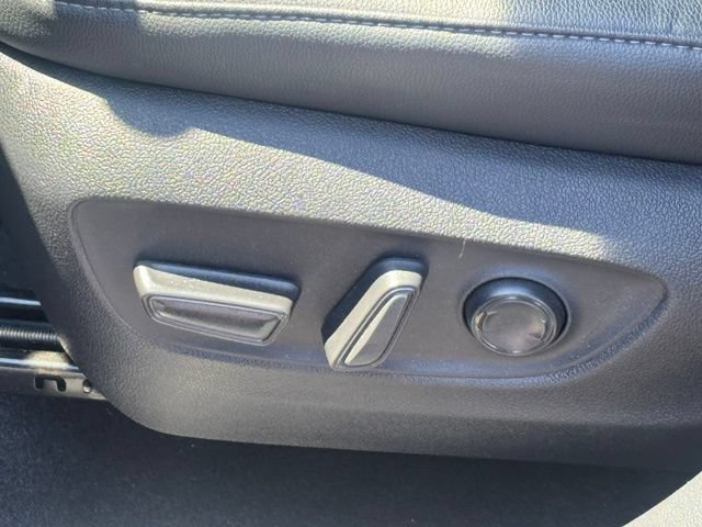 Used 2025 Toyota Grand Highlander AWD Hybrid image 23