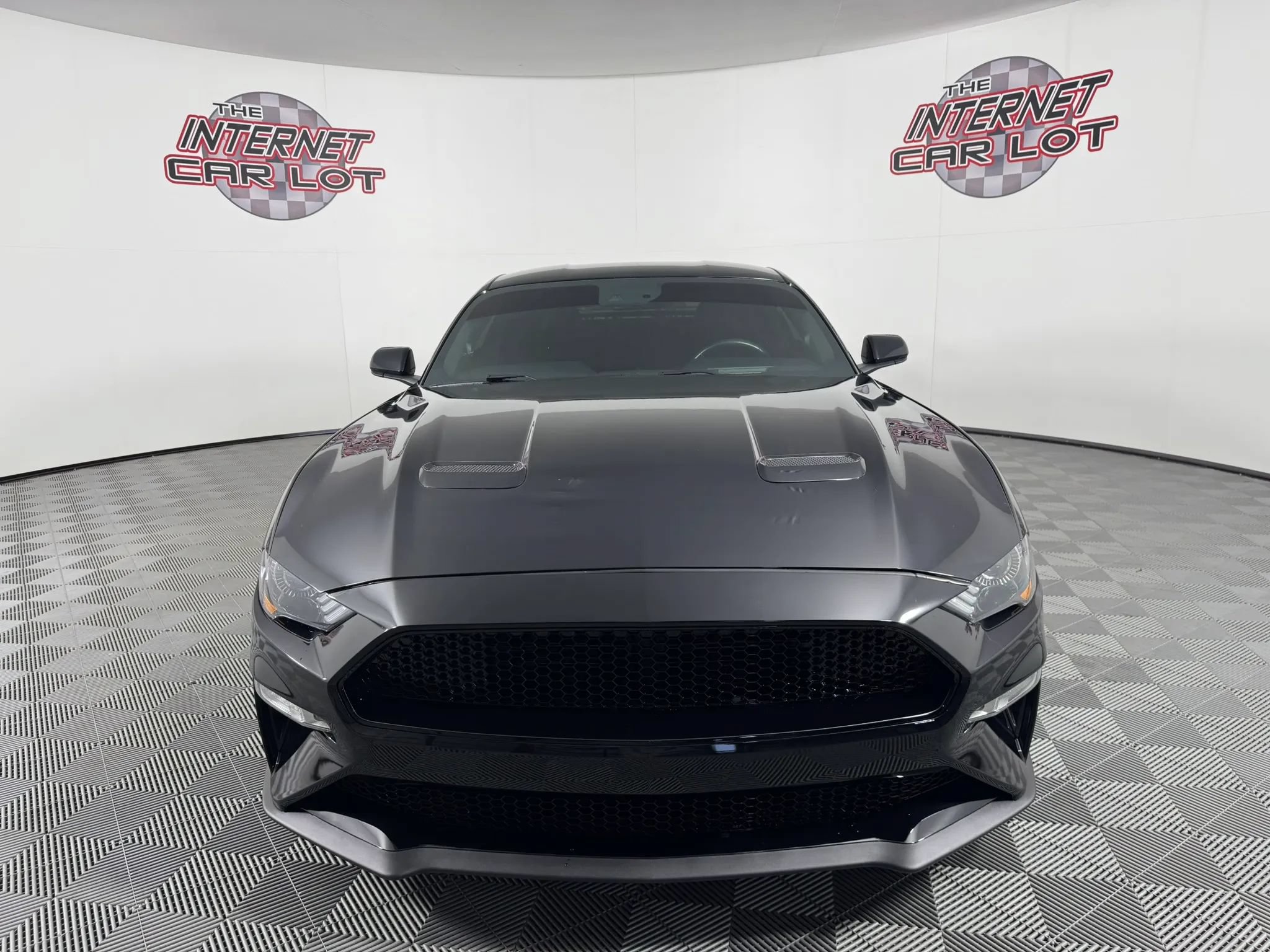Used 2019 Ford Mustang GT Premium w/ Ford Safe & Smart Package RWD image 2