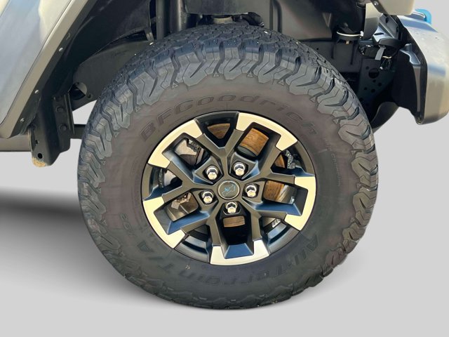 Used 2024 Jeep Wrangler Unlimited Rubicon 4xe w/ Safety Group AWD/4WD image 8