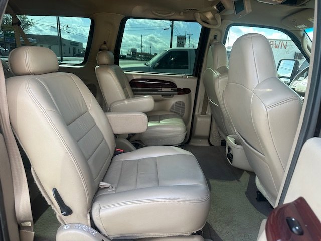 Used 2004 Ford Excursion Limited image 20