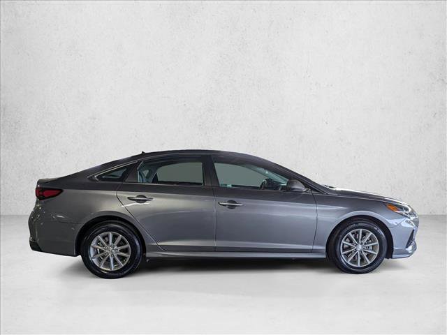 Used 2019 Hyundai Sonata SE FWD image 4