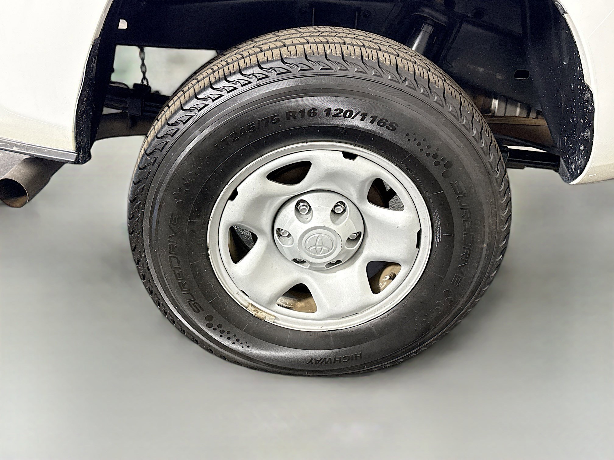 Used 2020 Toyota Tacoma SR RWD image 32